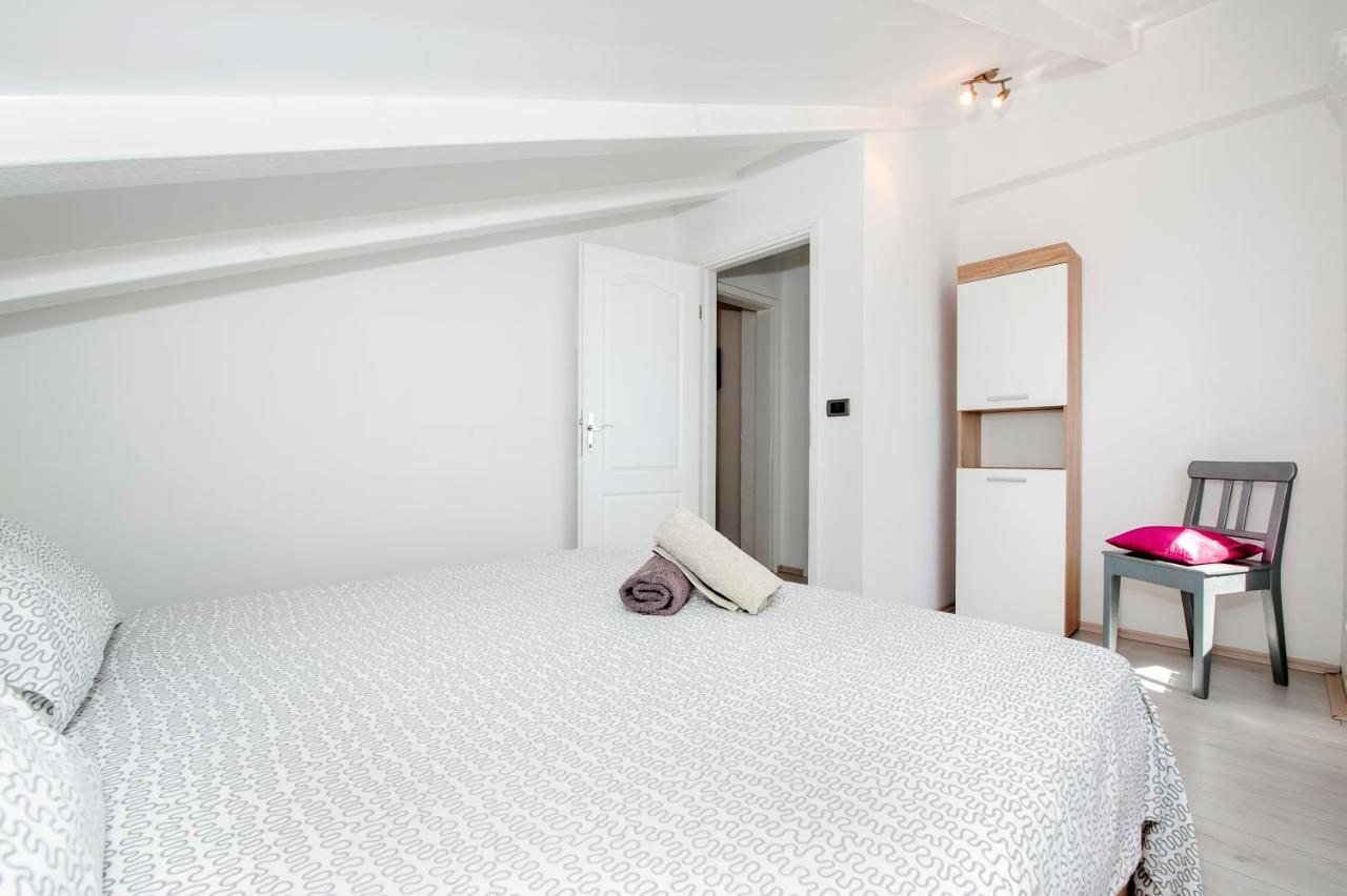 Apartment Camelia Rovinj Ngoại thất bức ảnh